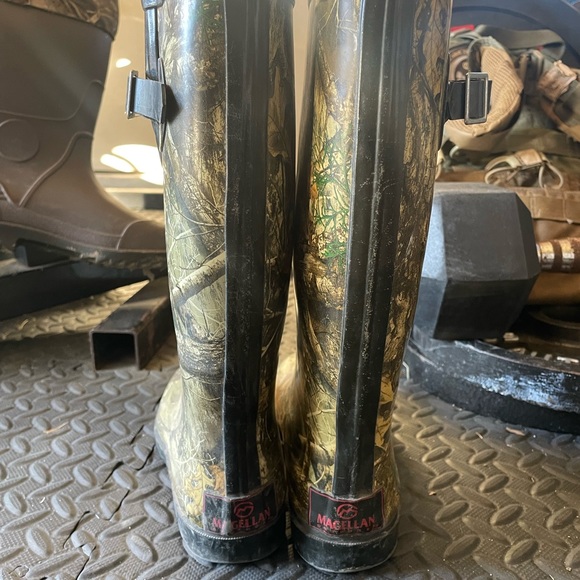 Magellan rain boots - Picture 3 of 3